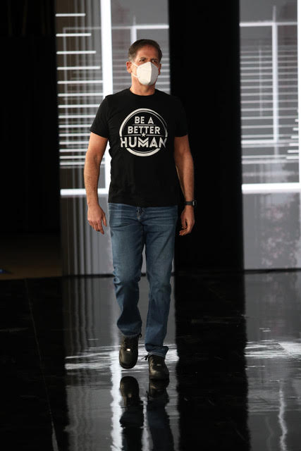 Mark Cuban - Rarible Marketplace v2 - Always Send the Right Message - NFT # 132370